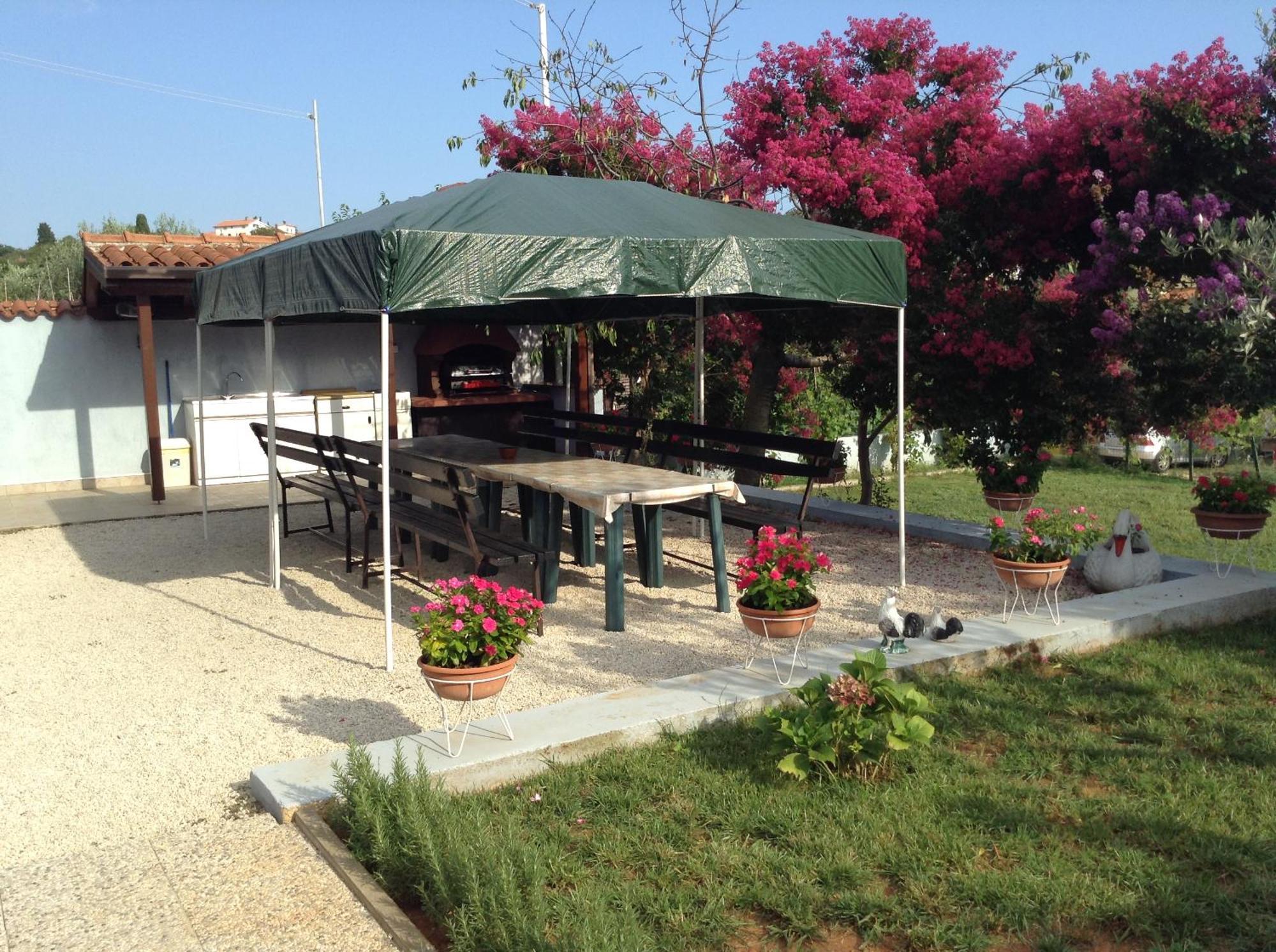 The Blue House Apartment Vinkuran Exterior photo